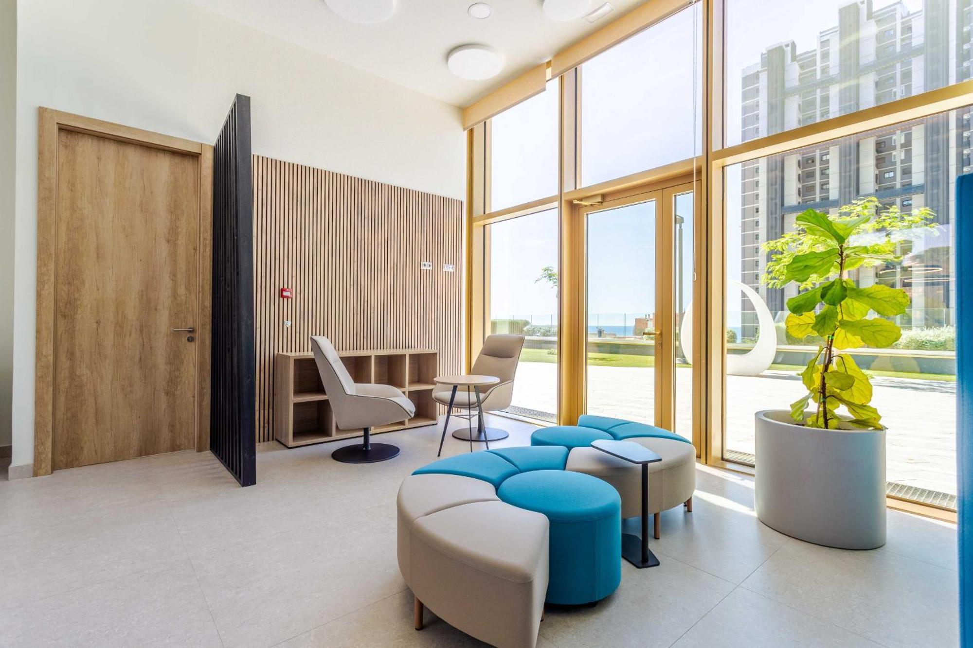 Intempo By Holuxe - 225 - 22nd Floor Apartment