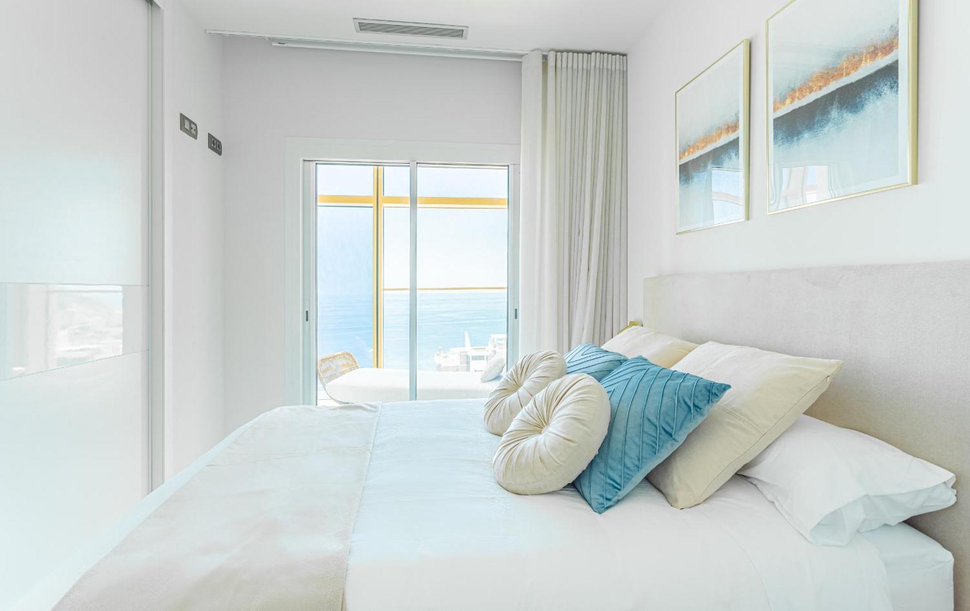 Intempo By Holuxe - 225 - 22nd Floor Apartament